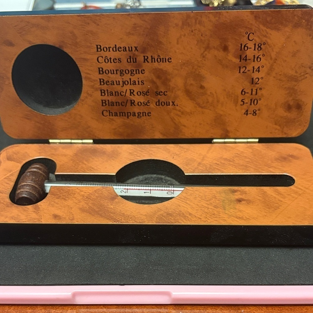 Vintage Wooden Wine Thermometer Case With Thermometer - Picture 2 of 8